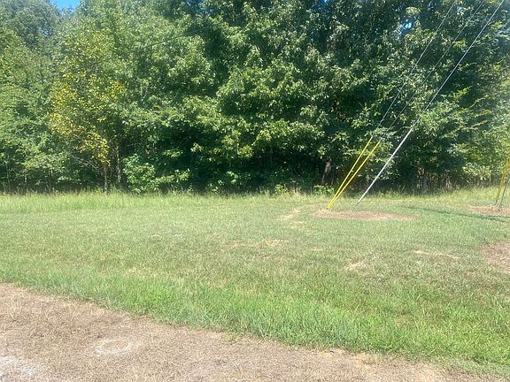 3rd image of 115 Woodfield Estate Dr