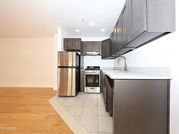 3rd image of 1919 24th Ave APT L401