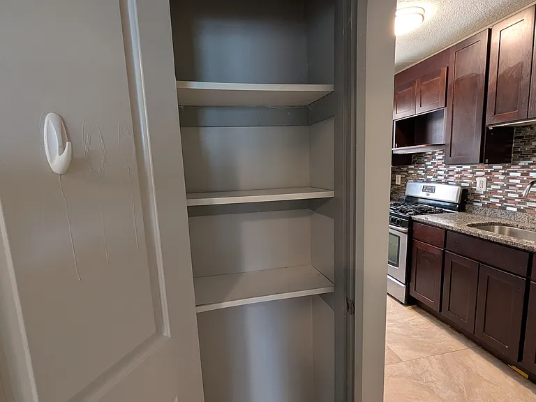 16 Groton St — Photo 14