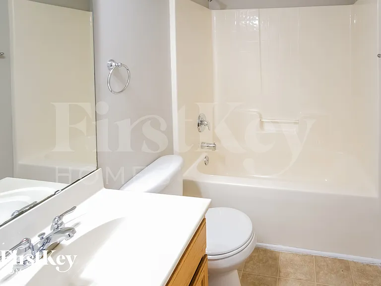 615 Silver Moss Dr — Photo 13