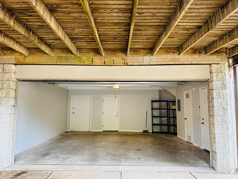 501 Vine St #A — Photo 20
