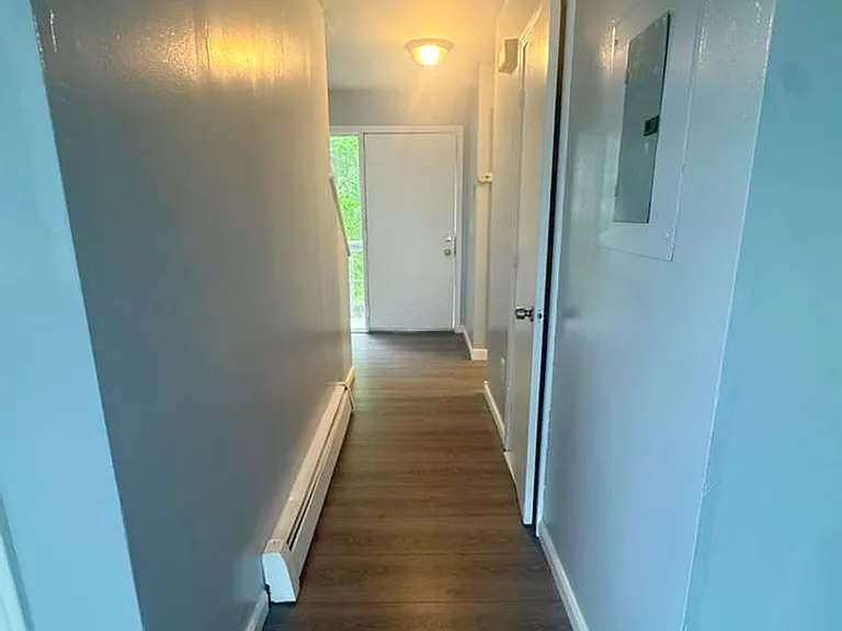 258 Fairmont Ave — Photo 18