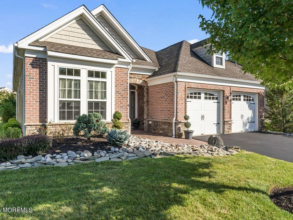 1st image of 343 Dorn Drive