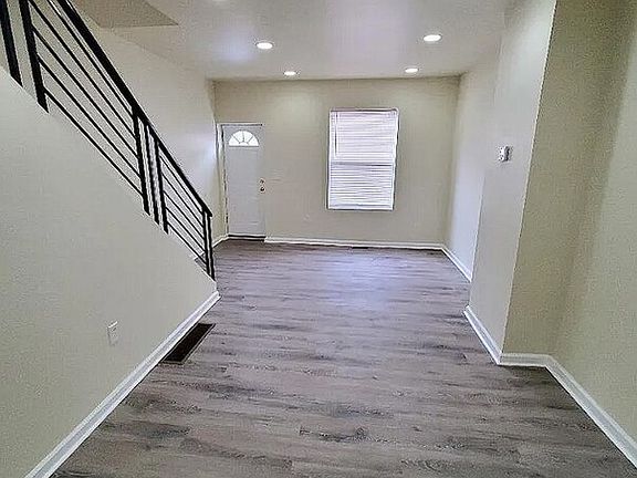 3rd image of 2057 E Pacific St Floor 1