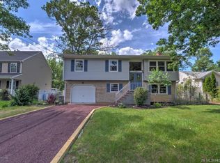 138 Inlet Ave, Manahawkin, NJ 08050