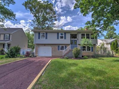 138 Inlet Ave, Manahawkin, NJ, 08050