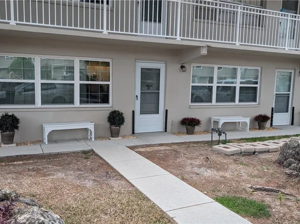 41 Beach Ln, Crystal River, FL 34429