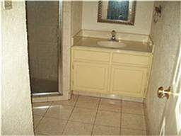 2nd image of 929 Somercotes Ln