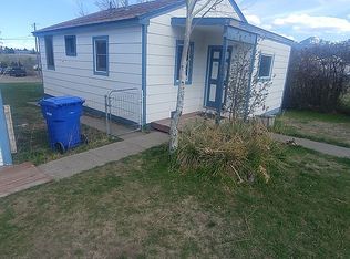 712 N 10th St, Livingston, MT 59047