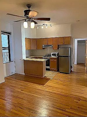 1st image of 354 E 66th St