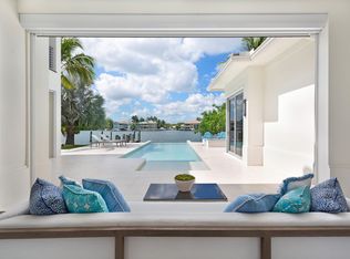 946 Seasage Dr, Delray Beach, FL 33483