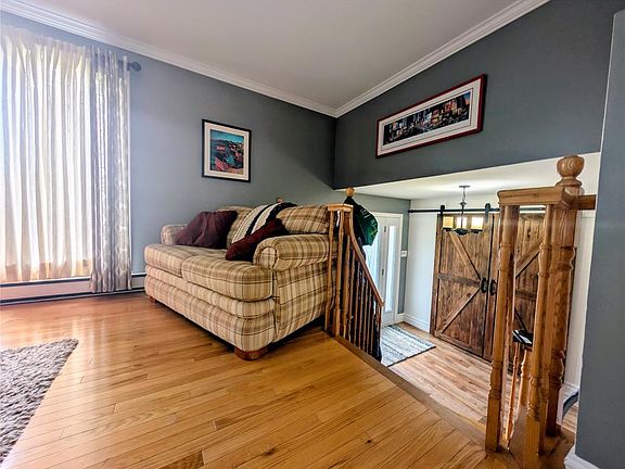 4th image of 61 Byrd Avenue