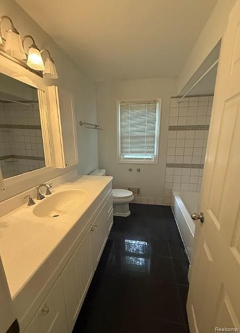 37892 Stableview Dr, photo 11
