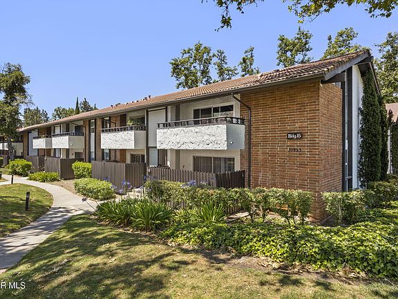 2nd image of 31552 Agoura Rd Unit 5