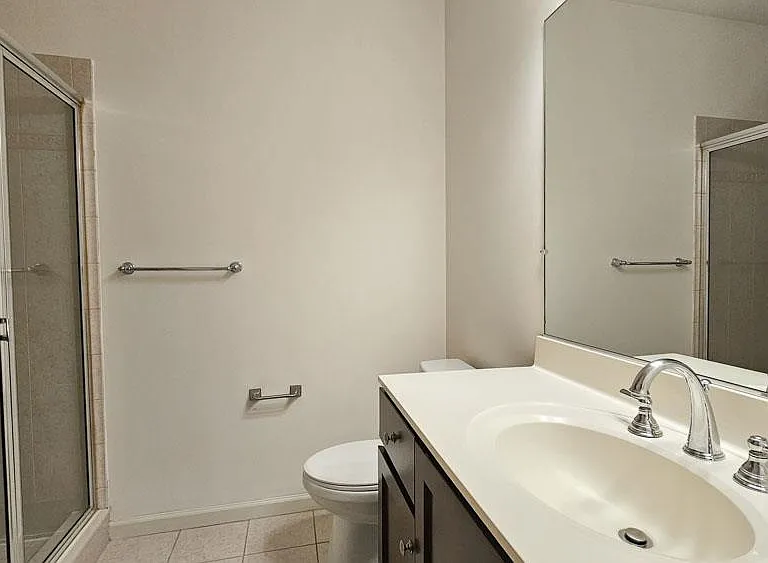 305 Canter Ct — Photo 11