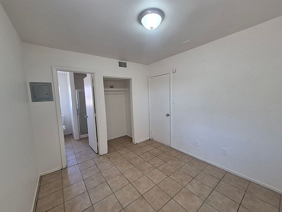 4th image of 2430 S 5th Ave APT 3