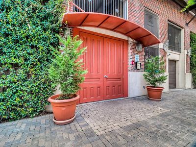 2205 McKinney St APT 404, Houston, TX, 77003