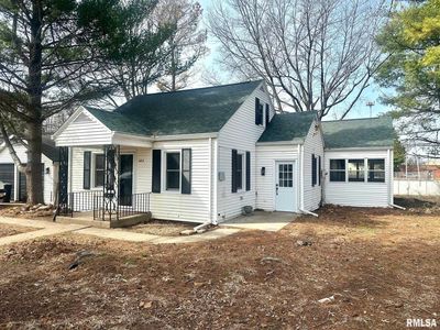585 Cherry St, Jacksonville, IL, 62650