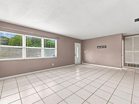 5th image of 8380 52ND LANE N