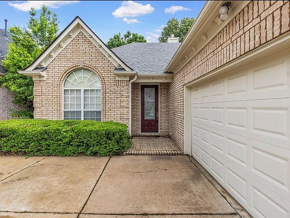 4th image of 8550 Griffin Park Dr
