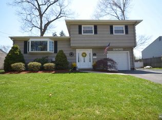 75 Cedar Rd, Dumont, NJ 07628