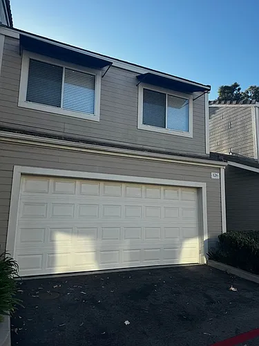 126 E Pearl St Photo 1