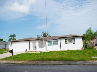 1741 Fairfield St, Holiday, FL 34691