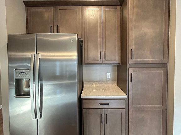 3rd image of 8124 S 178th St