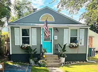 147 Aborn Ave, Warwick, RI 02888