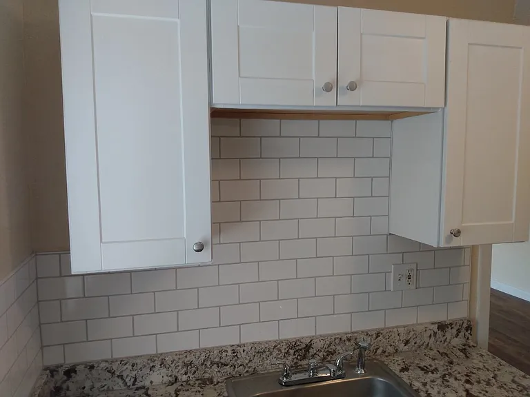16 W 37th St #7 — Photo 5