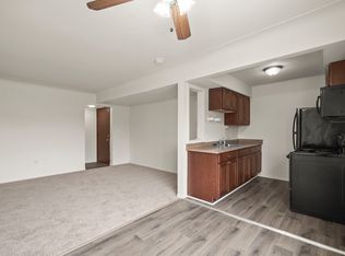 8320 Hall Rd APT 4, Utica, MI 48317