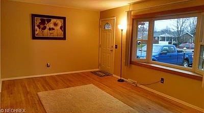 3rd image of 953 Wilder Ave