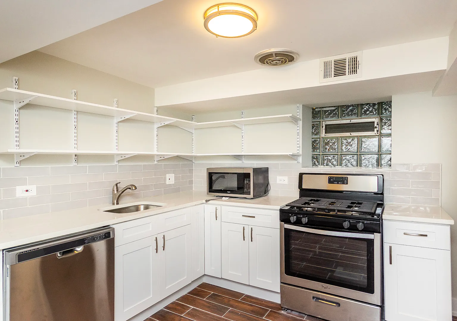 825 N Oakley Blvd #G, Chicago, IL 60622 | Zillow