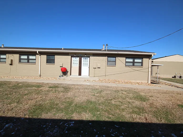 136 Old Ballwin Rd #A — Photo 17