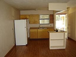 3rd image of 82 Allen Harvey St