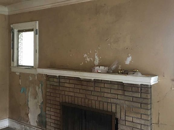 5th image of 2109 Selim Ave