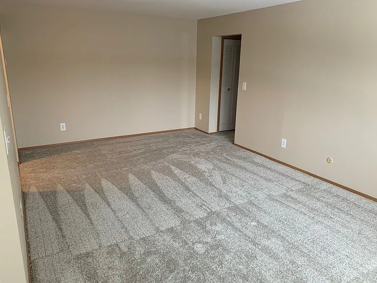 Indian Village Apartments — Photo 5