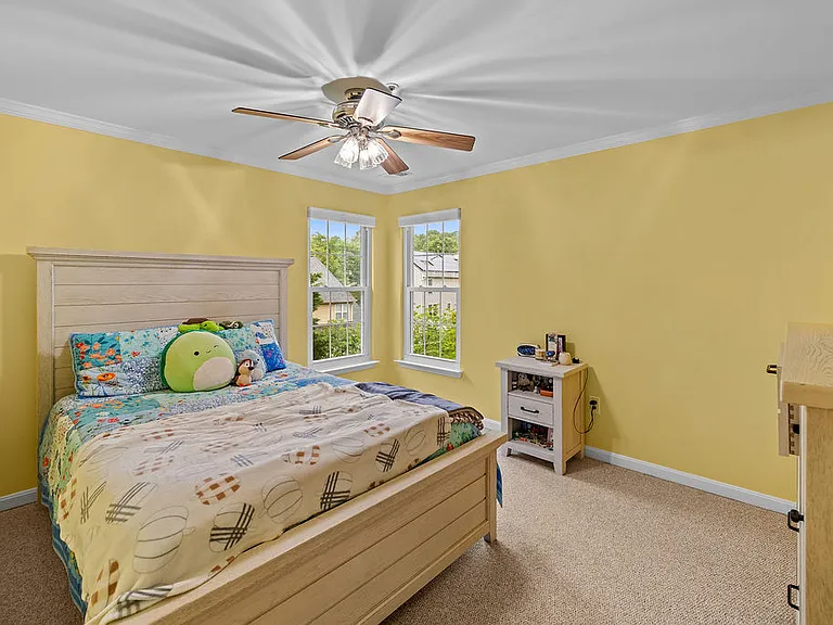5714 Silk Tree Dr — Photo 38