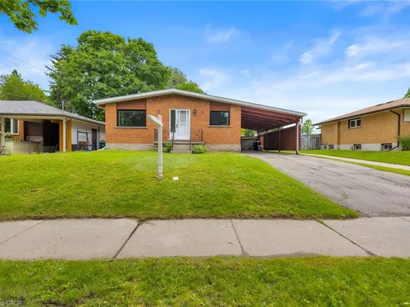 72 Massey Ave, Kitchener, ON N2C 1M3