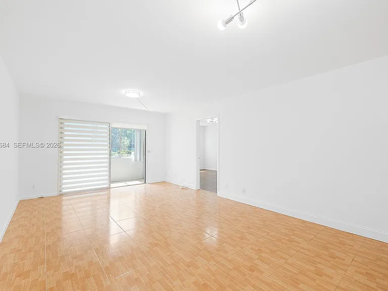 1351 SW 125th Ave #108S — Photo 6
