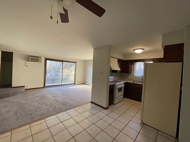 1st image of 620 W 65th St APT 3