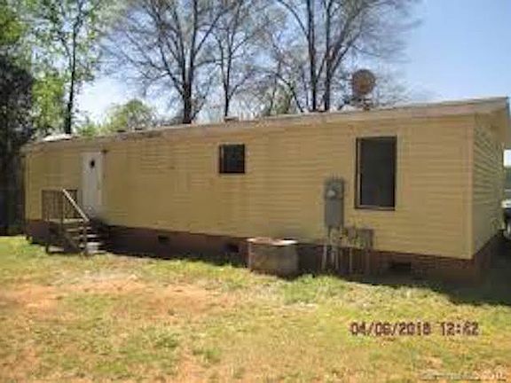 2nd image of 1524 Sugarcane Ln