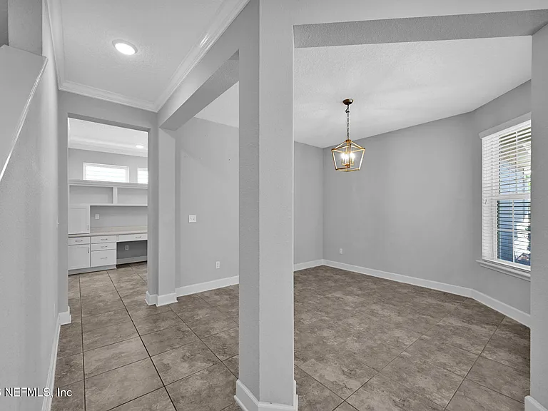 51 Foxcross Ave — Photo 4