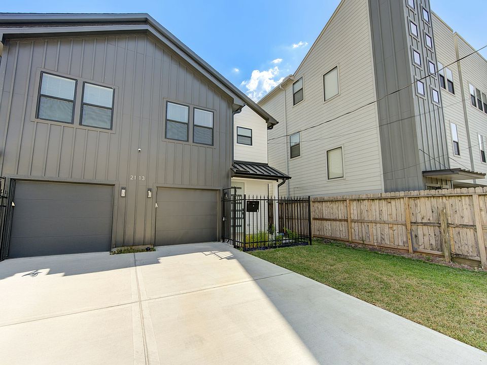 2nd image of 2113 Saint Charles St #B