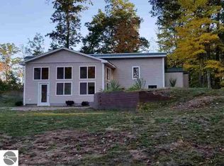 2681 Valley Rd NW, Kalkaska, MI 49646