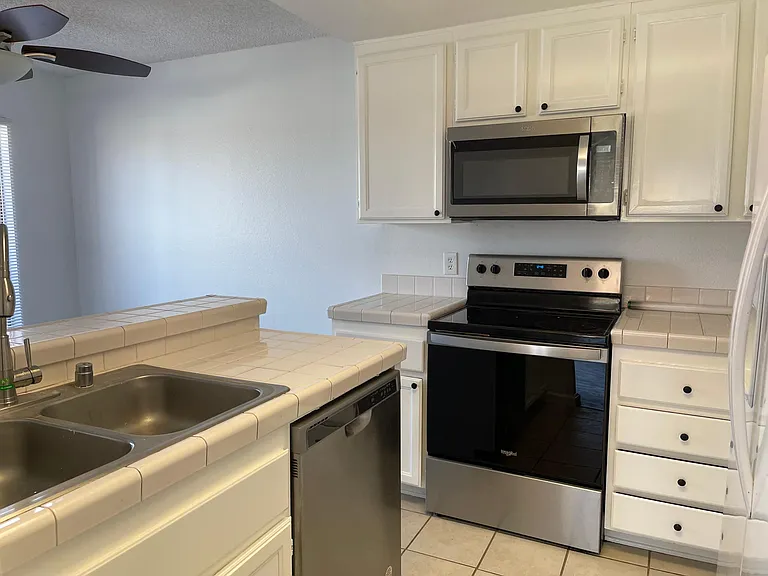 906 S Rancho Santa Fe Rd #A — Photo 6