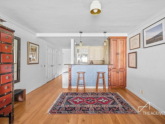 2nd image of 305 E 24th St APT 4D