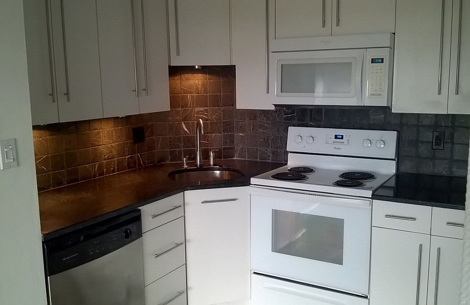 1st image of 2350 W 1st St APT 703