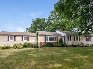 88 Newport Ave, Middletown, RI 02842