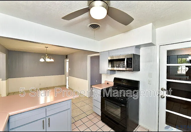 5613 Creston Ave — Photo 18